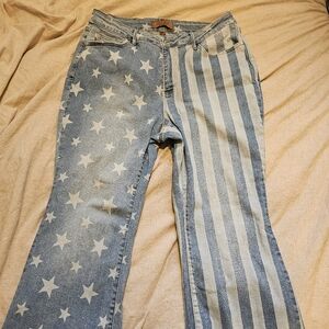 JUDY BLUE FLAG PATTERN JEANS SIZE 16W